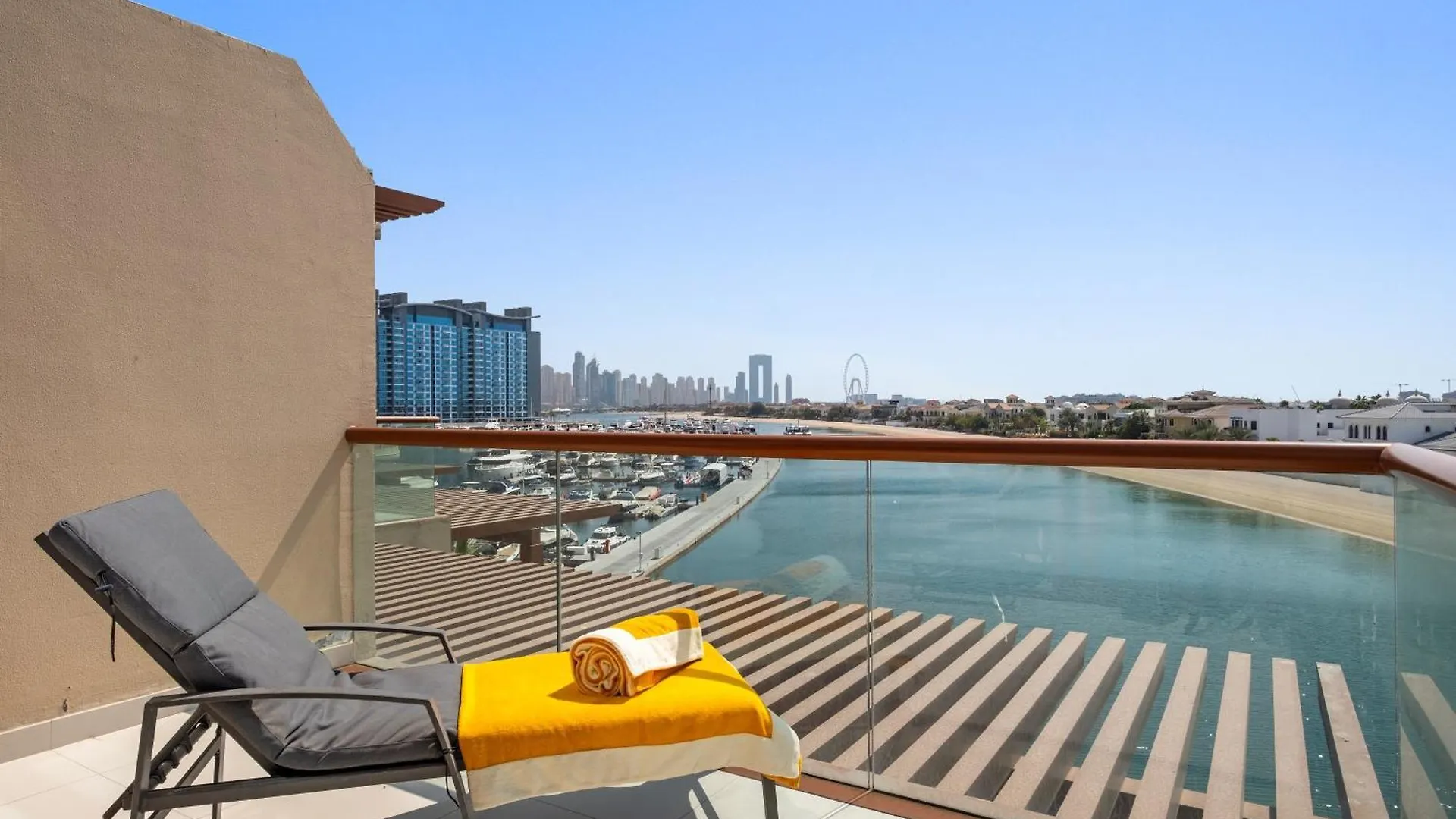 Apartment Cozy Sea View Studio Palm Views West At Palm Jumeirah Dubai United Arab Emirates