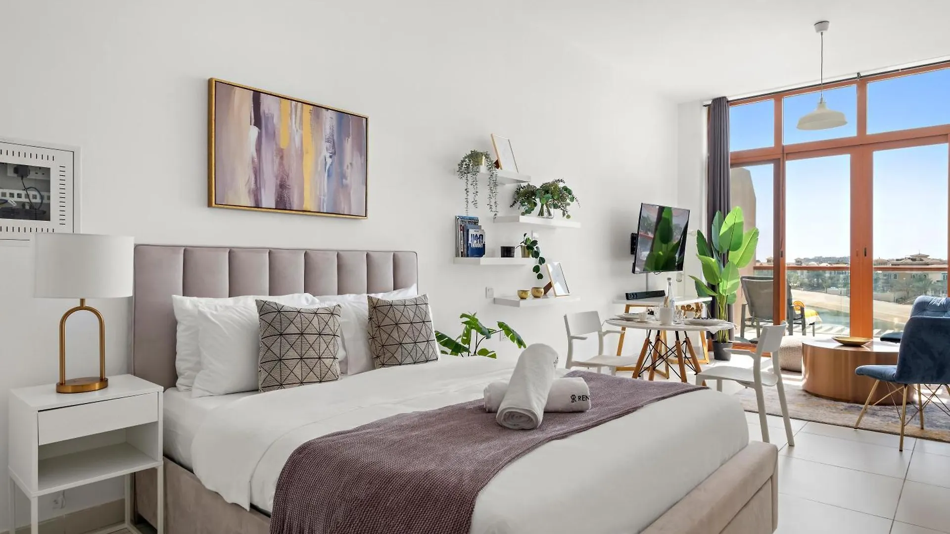 Cozy Sea View Studio Palm Views West At Palm Jumeirah Dubai